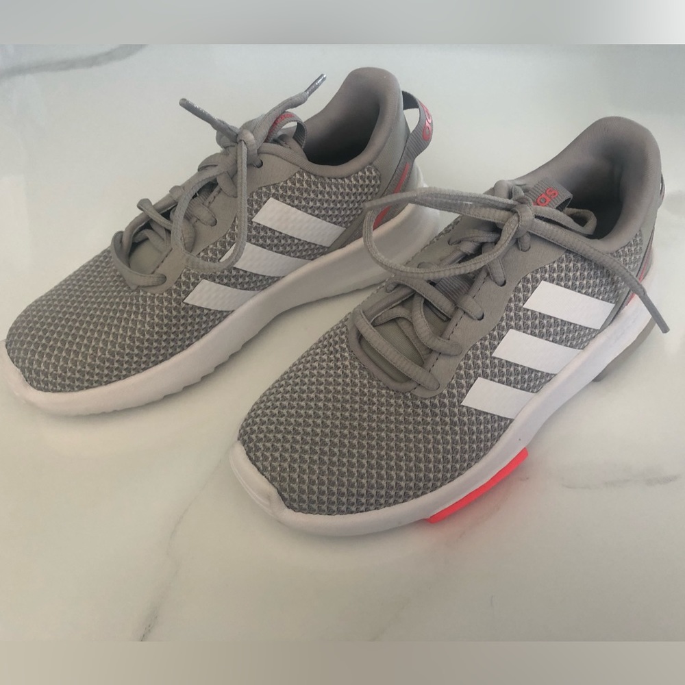 Girls Size13k Adidas Cloudfoam SMA 23M001